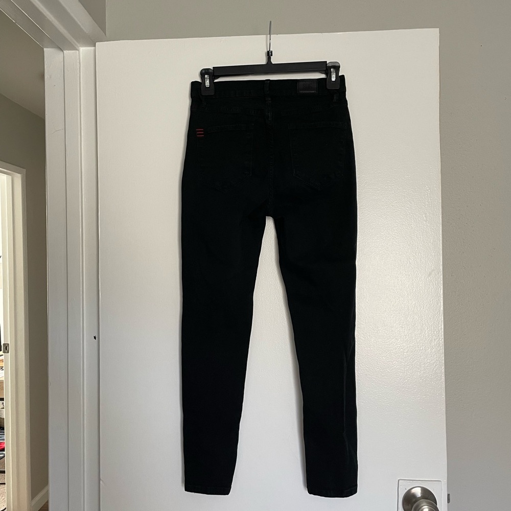 BDG Twig High Rise Cropped Jeans